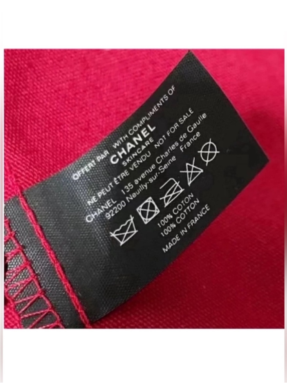 Chanel beauty No1 red canvas tote - Picture 6 of 7